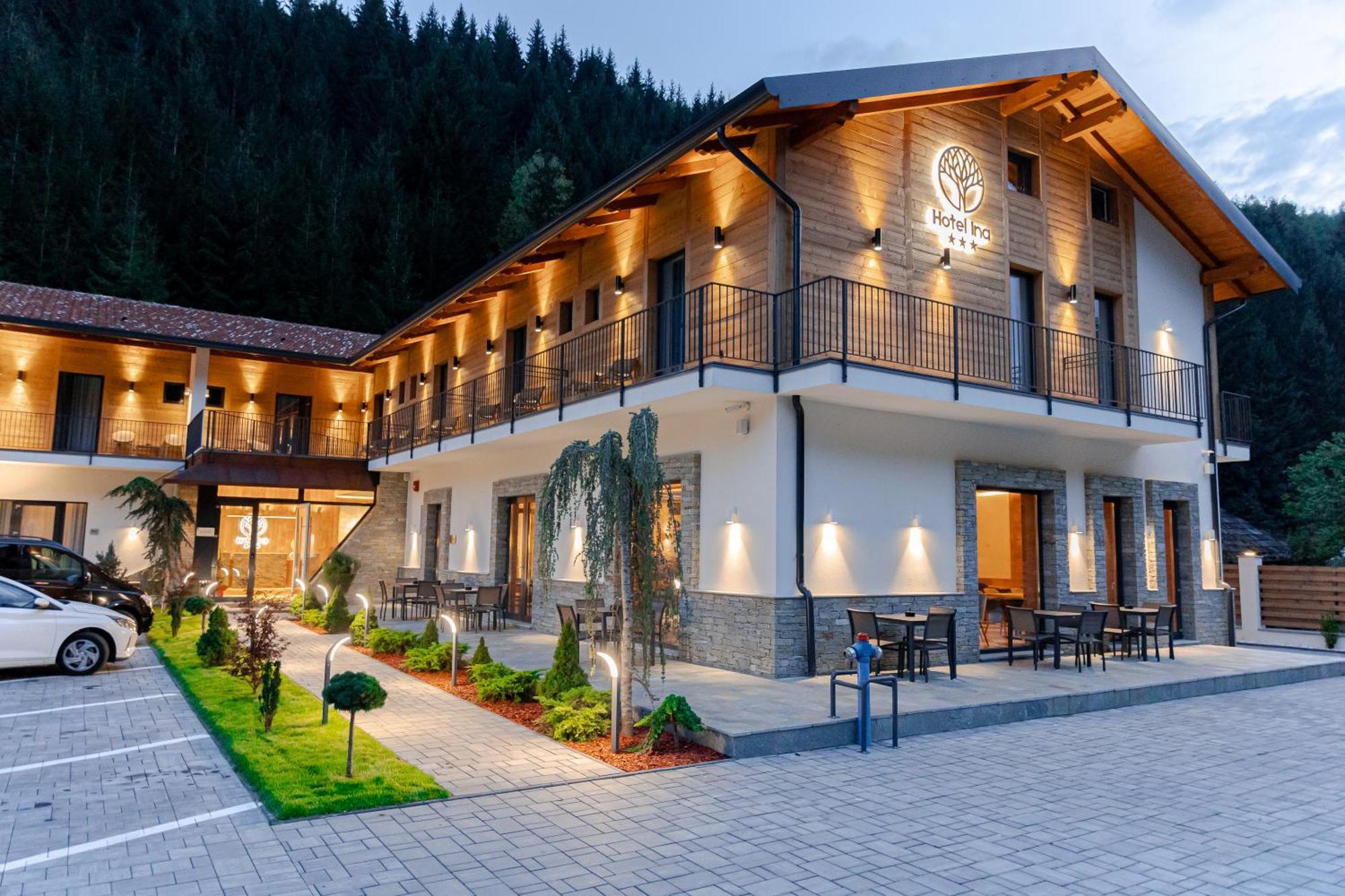 Hotel Ina Borsa  Ngoại thất bức ảnh